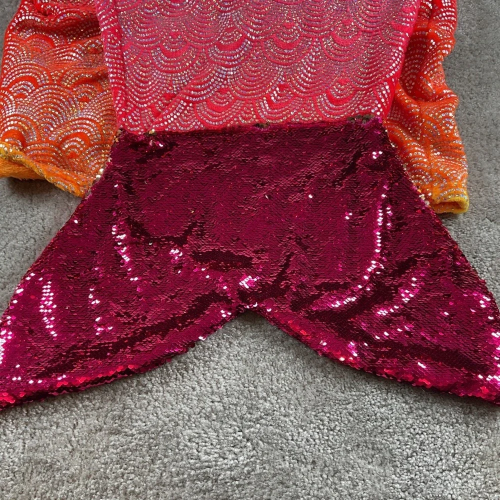 Mermaid Tail Blanket Wearable Cozy Fleece Sequin‎ Orange Pink Fun Throw